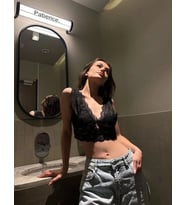 LoomArt Kadın Dantel Bralet Crop Sütyen V Yaka Askılı Şık Esnek Rahat - Siyah