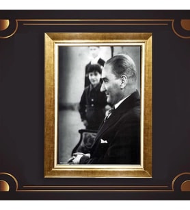 Özel Seri Paspartulu Çerçeveli Atatürk Tablo l476 (Gold)
