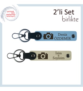 Anılarla Dolu Hediye, Kamera Desenli, İsimli 2’li Anahtarlık Takımı, Gök Mavi-Sütlü Kahve