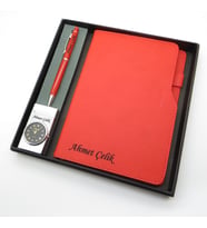 Signator® Codex  N170 Kişiye Özel Defterli Set - İsme Özel Kırmızı Kalem + İsme Özel Kırmızı Defter + İsme Özel Gümüş Çakmak  İsme Özel Kutusunda Hediyelik Set (Karışık)
