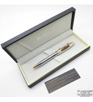 Scrikss Gold Krom K.Atatürk İmzalı Sanatsal Özel Çizimli Tükenmez Kalem  Benzersiz üründür. Yalnızca bir adet bulunmaktadır (Karışık)