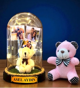 Sizlere Özel Led Işıklı Biblolu Fanus ve Pembe Peluş Ayıcıklı Anahtarlık (Model 1)