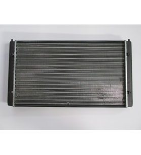 VOLKSWAGEN GOLF- 3- 92/98; SU RADYATÖRÜ (TEK FANLI TİP) (525X300) (KLİMASIZ) 6N0121253 1007-4811