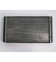 VOLKSWAGEN GOLF- 3- 92/98; SU RADYATÖRÜ (TEK FANLI TİP) (525X300) (KLİMASIZ) 6N0121253 1007-4811