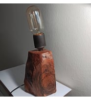 Batu Wood Art - Rustik Ceviz Aydınlatma