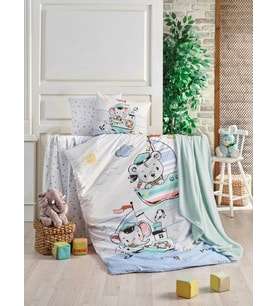TAÇ KRİSTAL SAİLLİNG BLUE BAMBU ÖRGÜ BEBEK SETİ