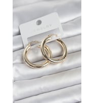 Gold Renk Pirinç Halka 30 mm Kadın Küpe 5886 - GLST3105-9586