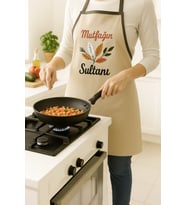 Mutfağın Sultanı Nakışlı Keten Yıkanabilir Mutfak Önlüğü Standart Beden 1 Adet 50x70 cm (Çok Renkli)