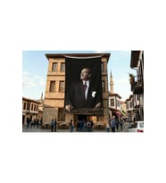 İstikbal Göklerdedir Atatürk Portresi Poster Bayrak Premium Raşel Kumaş ATA10