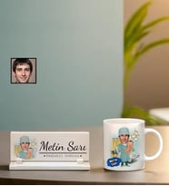 İsme Özel Pediatri Doktor Temalı Karikatürlü Masaüstü İsimlik Ve Kupa Bardak