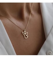Kişiye Özel 925 Ayar Gümüş Klasik Melek Figürlü Kolye (Gold)