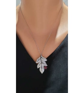 925 Ayar Gümüş Kırmızı Taşlı Yapraklı Kolye