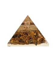 Kaplan Gözü Doğal Taş Organit Piramit - 6cm (Karışık)