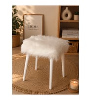 Beyaz Ahşap Ayaklı Peluş Kürklü Tabure 45 cm