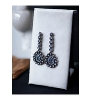 Zirkon Taşlı Su Damlası Küpe (Beyaz)
