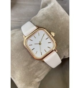 Özel Saat Kutusuyla Sınırlı Sayıda Kare Kadran Altın Beyaz Renk Deri Kordon Kadın Saati Modern Şık Tasarım Gündelik Kız Arkadasa Sevgiliye Anneye Kardese Özel Günlerde Yıldonumu Dogum Günü Şık Görünümlü Not Eklenebilir Zarif Sade Tasarım