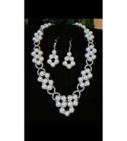 Sevgililer Günü Hediye Seti İnci Kolye Küpe Set (Krem)