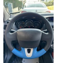 Fluence Tuşsuz Araca Özel Direksiyon Kılıfı (MAVİ NOKTA DÜZ ) (Karışık)
