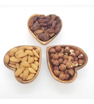 3'lü Karışık Kuruyemiş ( Besni Üzüm + Çiğ Fındık + Çiğ Badem ) 1500 Gram