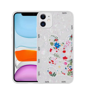 Lexroo iPhone 11 Kılıf Desenli Sert Silikon Mumila Kılıf - White Rabbit