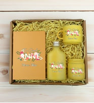 BK Gift Kişiye Özel İsimli DTF Anne Temalı Sarı Defter & Kahve Fincanı & Kolonya & Mum Hediye Seti-1, Anneye Hediye, Anneler Günü Hediyesi