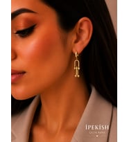 İpekish Gold Renk Paslanmaz Çelik Geometrik Sallantılı Küpe – Modern Minimal Çelik Küpe