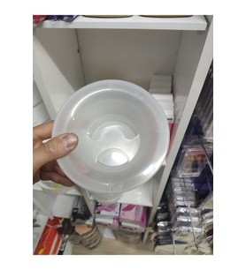 Parlak ve şık manikür taşı, kolay kullanım ve uzun süre parlaklık sağlar