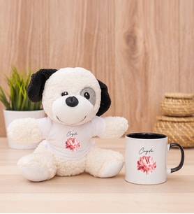 Kişiye Özel Pembe Çiçekli İsme Özel Peluş Köpek ve Siyah Kupa