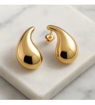 Mareluxe Altın Renk Gözyaşı Damlası Model Çelik Küpe – Göz Alıcı Trend Küpe