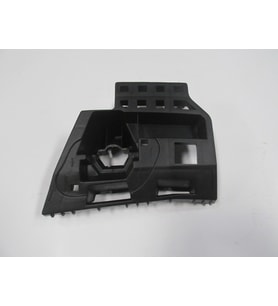 Skoda Octavia 13/17 Ön Tampon Braketi· Sol (Plasti·k)(tw)