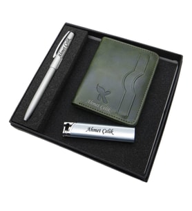 Signator D306 İsme Özel Set - Deri Kartlık + Çakmak  + Scrikss Kalem Seti  İsme Özel Hediyelik Set (Karışık)