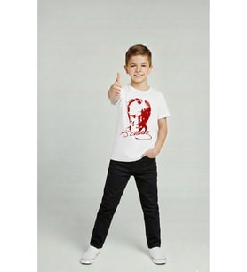 Erkek Çocuk ATATÜRK Baskılı T-Shirt Ve Siyah Keten Pantolon Takım 23Nisan 29Ekim Özel Günler