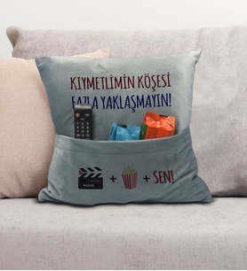 BK Gift Eğlenceli Tasarımlı Organizer Kumanda ve Atıştırmalık Cepli Gri Kırlent Yastık- 9, Ev Dekoru, Ev Hediyesi