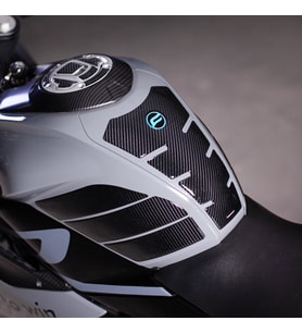 Grippatch - CF 250 SR 2023 ile Uyumlu Kaydırmaz 14 Parça 6D Karbon Tank Pad Seti GC15