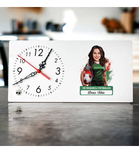 Kişiye Özel Hediye Karikatürlü En Başarılı Kadın Futbolcu Masa Saati