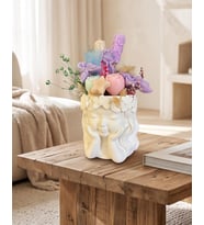 LumiGo Design Kız Biblo İçerisinde Kokulu Mum Buketi