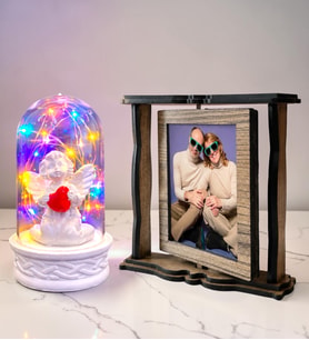 Kişiye Özel 2 Fotoğraflı Dönen Ahşap Çerçeve ve Beyaz Melekli Renkli LED Işıklı Fanus