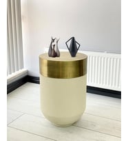 Dekoratif Eskitme Darbuka Beyaz Sehpa 60cm