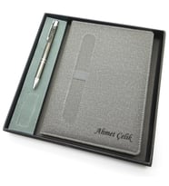 Signator® Codex  N113 Kişiye Özel Defterli Set - İsme Özel Gri Kalem + İsme Özel Gri Defter  İsme Özel Kutusunda Hediyelik Set (Karışık)