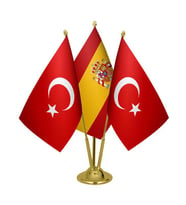 Masa Üstü İspanya Bayrağı Türk Bayrağı Üçlü Pirinç Direk Masa Bayrak Seti