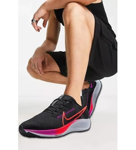Nike Air Zoom Pegasus 38 Running Erkek Koşu & Antreman Ayakkabısı (Siyah)