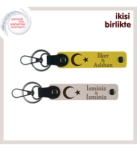 Vatan ve Aşk Bir Arada – Sevgiline Ay Yıldız Desenli Kişisel Anahtarlık Seti, Sarı-Pudra (Çok Renkli)