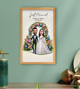 BK Gift Kişiye Özel Evleniyoruz Karikatürlü Ahşap Çerçeveli Tablo-1 40x25cm, Sevgililer Günü, Sevgiliye Hediye