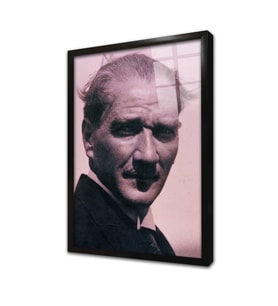 Nostaljik Atatürk Portresi Çerçeveli Cam Tablo