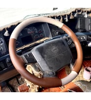 DİKİŞLİ DİREKSİYON KILIFI BEJ / TABA DERİ SİYAH DİKİŞLİ VOLVO TIR KAMYON BU DİREKSİYON İÇİN