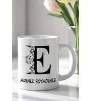 Kişiselleştirilebilir E Harfi Tasarımlı 330ml Baskılı Beyaz Seramik Kupa Bardak (Siyah Beyaz Baskili)