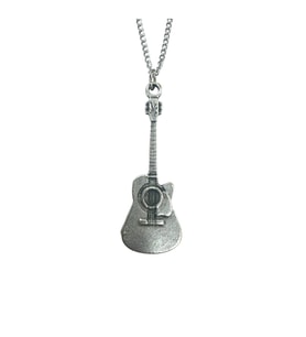 Metal Akustik Gitar Tasarımlı Müzik Temalı Kolye – Unisex - 60 cm Zincir (Gümüş)