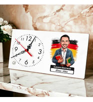 Erkek Almanca Öğretmenine Hediye Karikatürlü Masa Saati