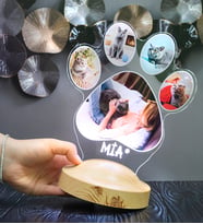 Pati Tasarımlı Kedi Fotoğraflı LED Lamba - İsim Yazılı Kedi Sahibine Doğum Günü Hediyesi