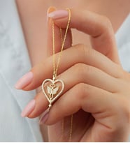 925 Ayar Gold Kelebekli Kalp Gümüş Kolye